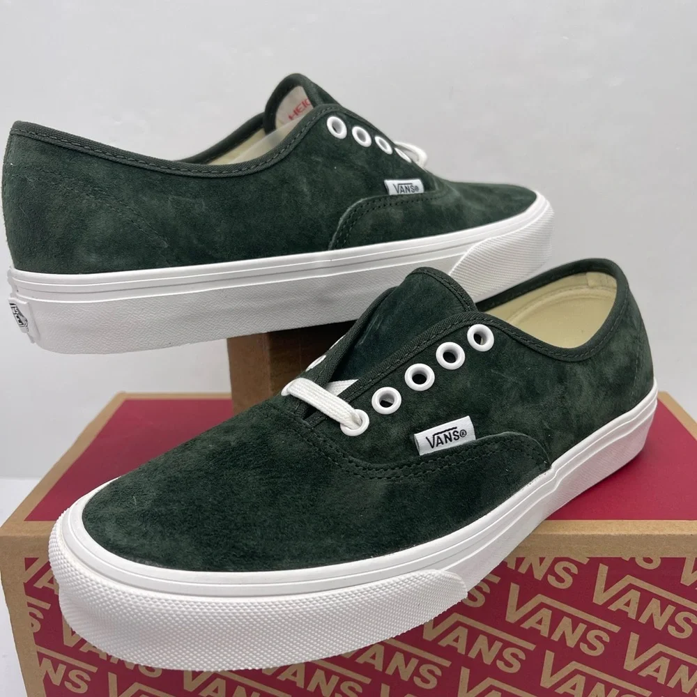Vans WMNS Dark Green Suede Sneakers Authentic
Pig Suede Dried Kelp
VN000D7YEMU - Picture 8 of 16